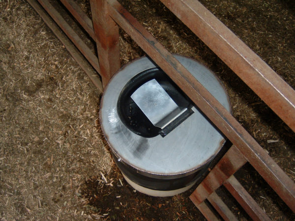 Bar-Bar-A non-electric automatic horse waterer installed in a pasture