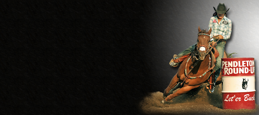 Barrel racing horse benefiting from EDSS performance hoof care