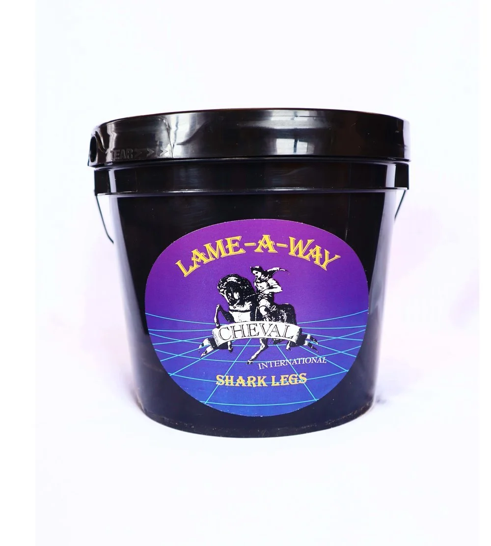 LAME-A-WAY by Cheval International broad-spectrum equine joint supplement bucket