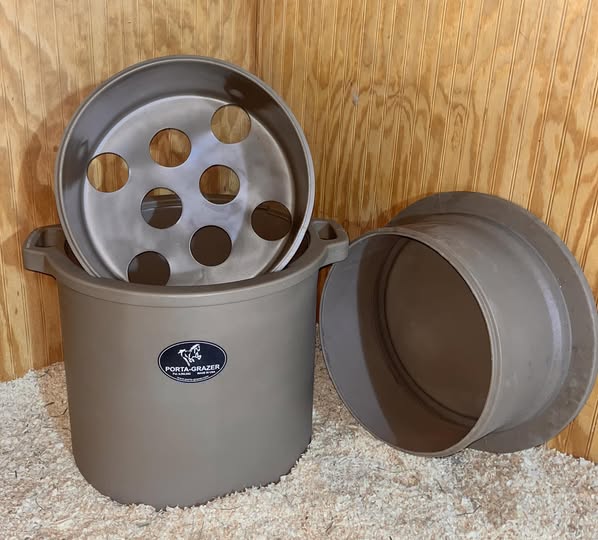 PORTA-GRAZER Mini Traveler slow feeder with water trough for miniature horses