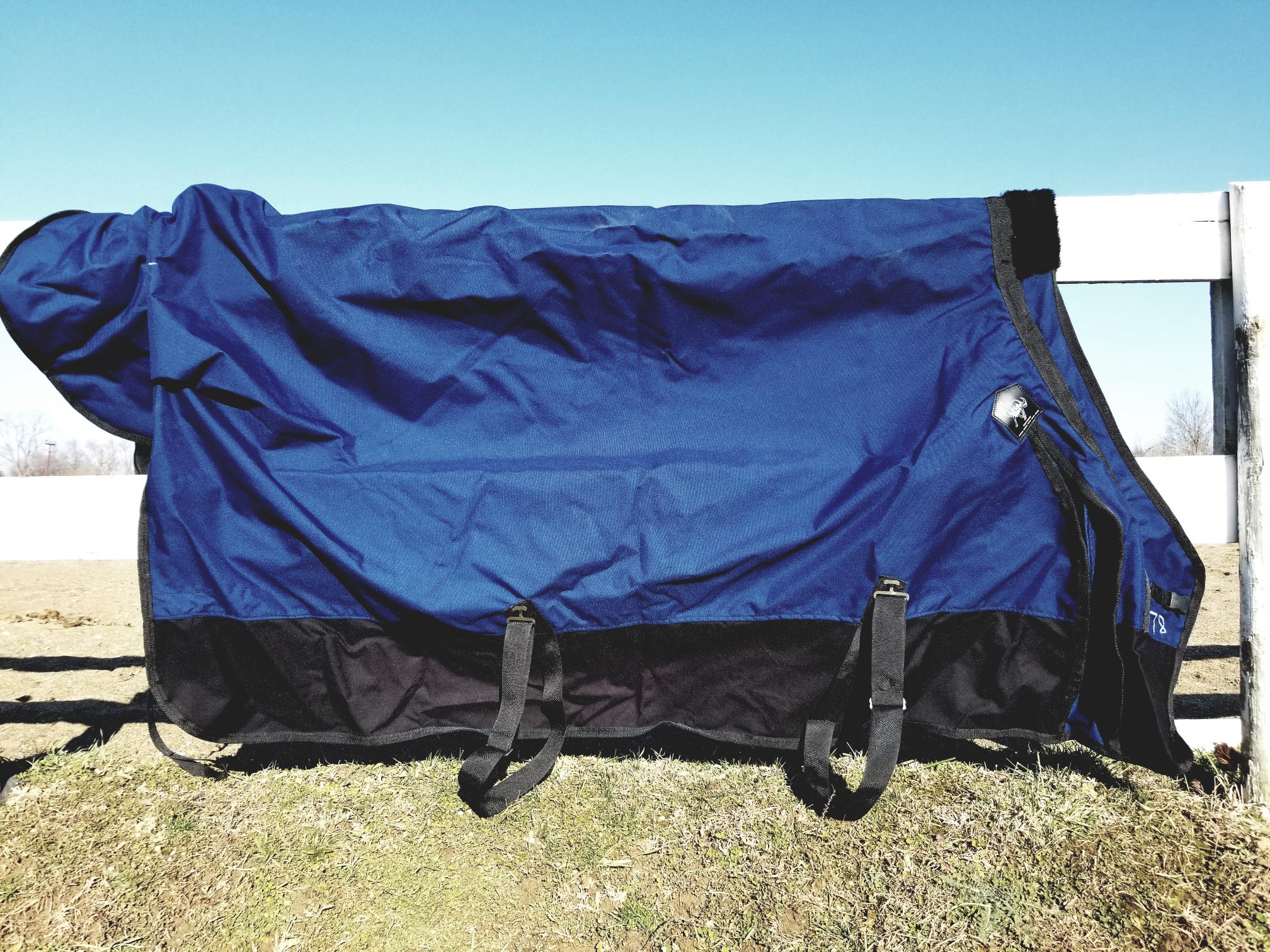 Yukon Freedom Fit medium weight blanket in navy blue on a horse